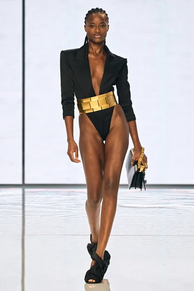 Look 7
